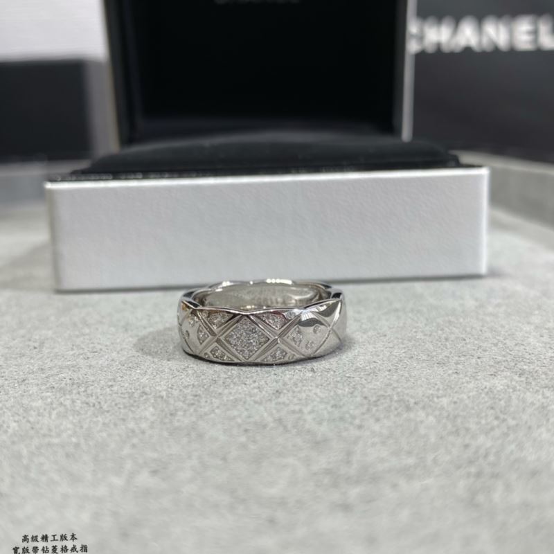 Ch**el rings